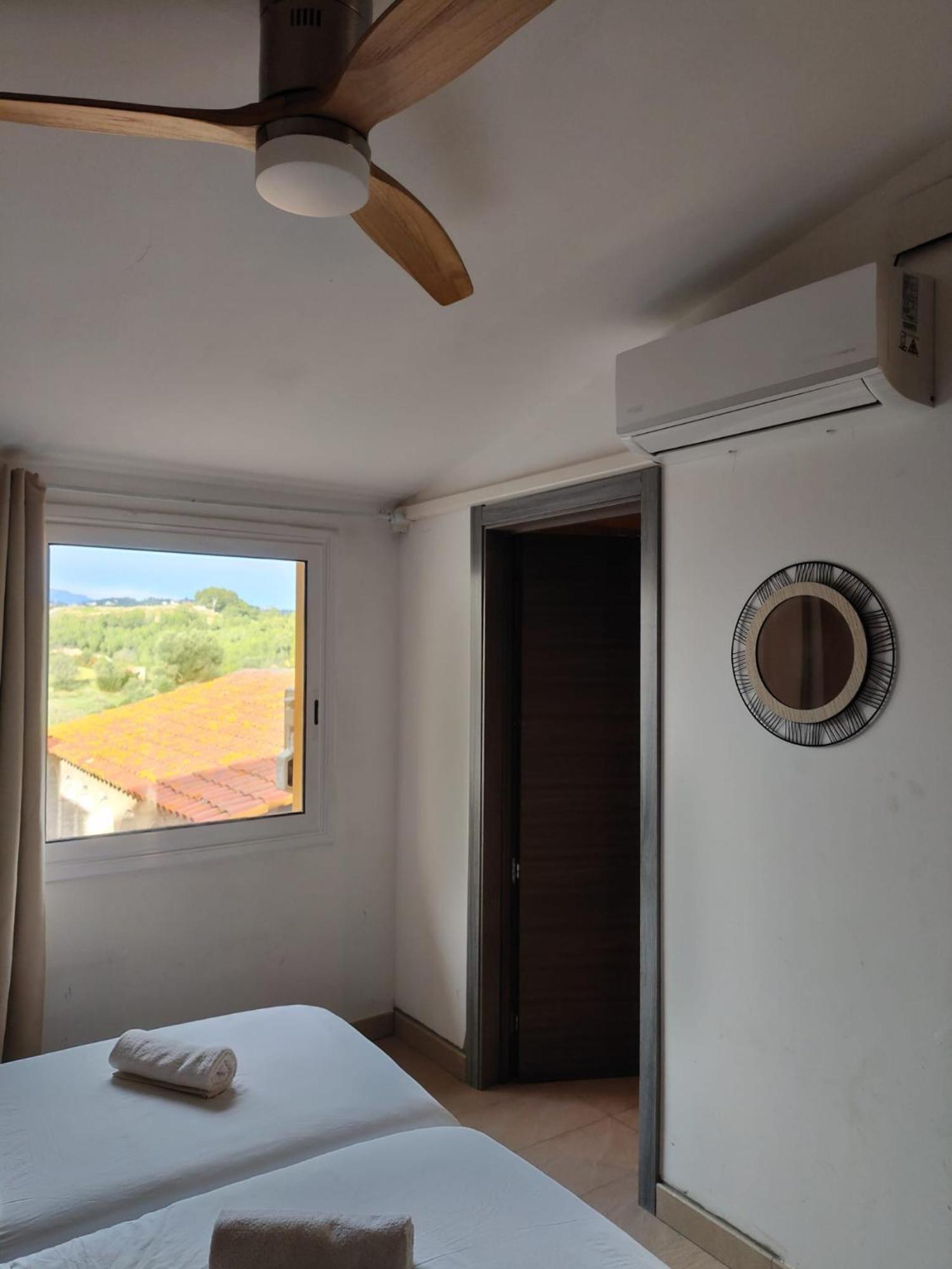 L'Olivera Casa Rural Castellbisbal Exteriér fotografie